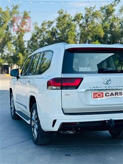 تويوتا لاندكروزر